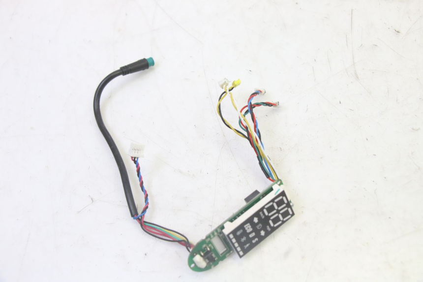 photo de CUENTA SEGWAY NINEBOT F65I 1 - Otra perspectiva