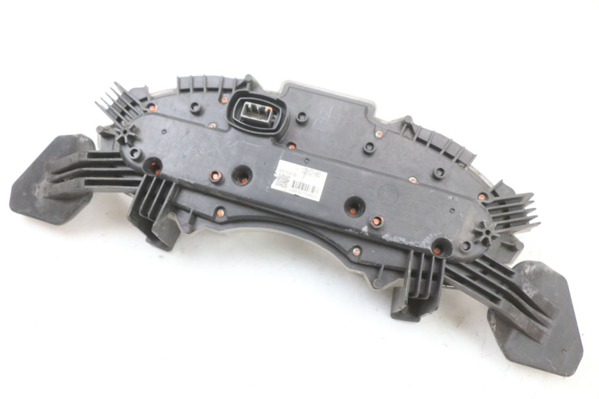 photo de CUENTA KILÓMETROS HONDA FES S-WING SWING ABS 125 (2007 - 2015) - Estado de la superficie y material