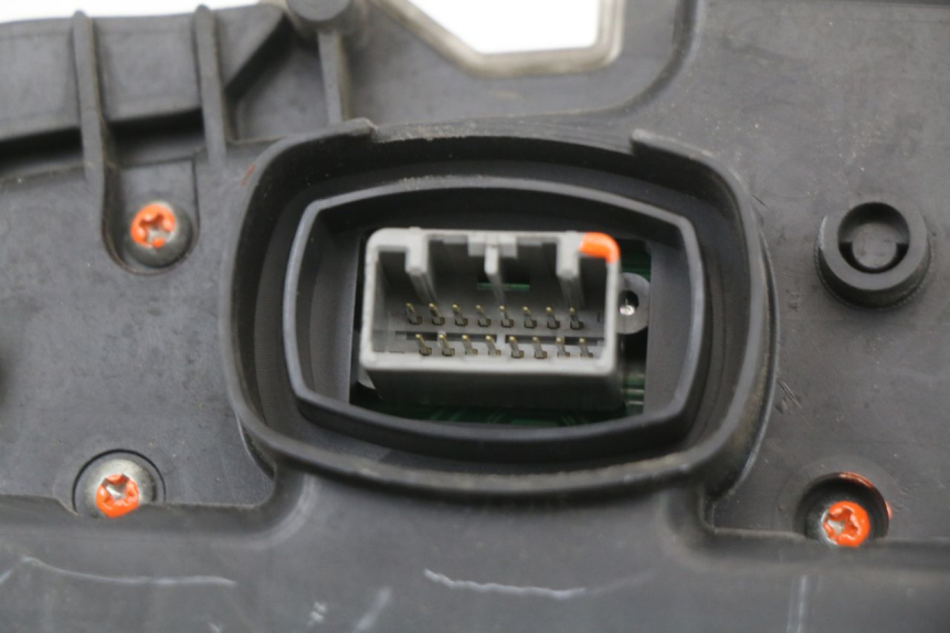 photo de CUENTA KILÓMETROS HONDA FES S-WING SWING ABS 125 (2007 - 2015) - Marcados y referencias originales