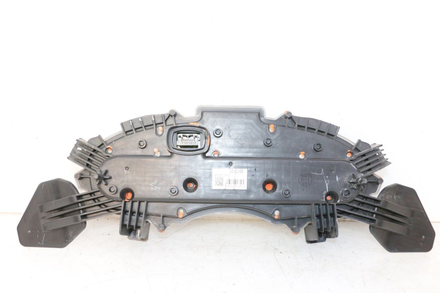 photo de CUENTA KILÓMETROS HONDA FES S-WING SWING ABS 125 (2007 - 2015) - Zoom sobre los componentes