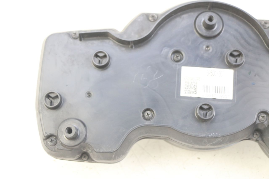 photo de CUENTA KILÓMETROS YAMAHA FJR ABS 1300 (2006 - 2012) - Detalles de los puntos de fijación