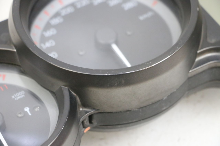 photo de CUENTA KILÓMETROS YAMAHA FJR ABS 1300 (2006 - 2012) - Vista general del producto