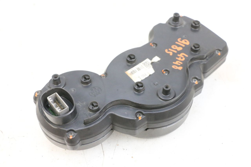 photo de CUENTA KILÓMETROS YAMAHA FJR ABS 1300 (2006 - 2012) - Estado de la superficie y material