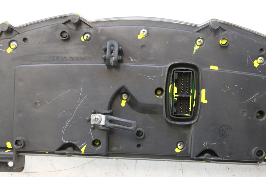 photo de VELOCIMETRO HONDA FJS SILVER WING SILVERWING 400 (2005 - 2008) - Primer plano de alta resolución