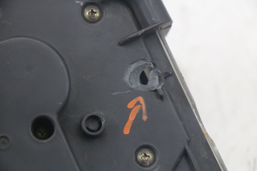 photo de VELOCIMETRO HONDA FJS SILVERWING SILVER WING 600 (2001 - 2010) - Zoom sobre los componentes