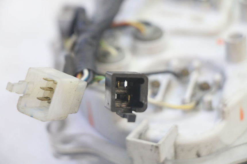 photo de CUENTA KILÓMETROS PIAGGIO FLY 4T 50 (2013 - 2017) - Características distintivas