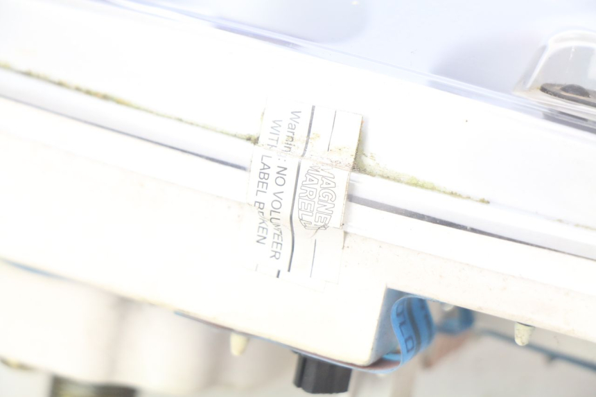 photo de VELOCIMETRO PIAGGIO FLY 100 (2006 - 2010) - Detalle de la pieza