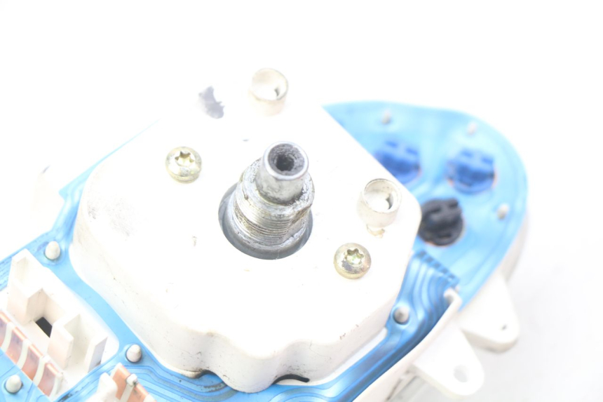 photo de VELOCIMETRO PIAGGIO FLY 100 (2006 - 2010) - Primer plano técnico