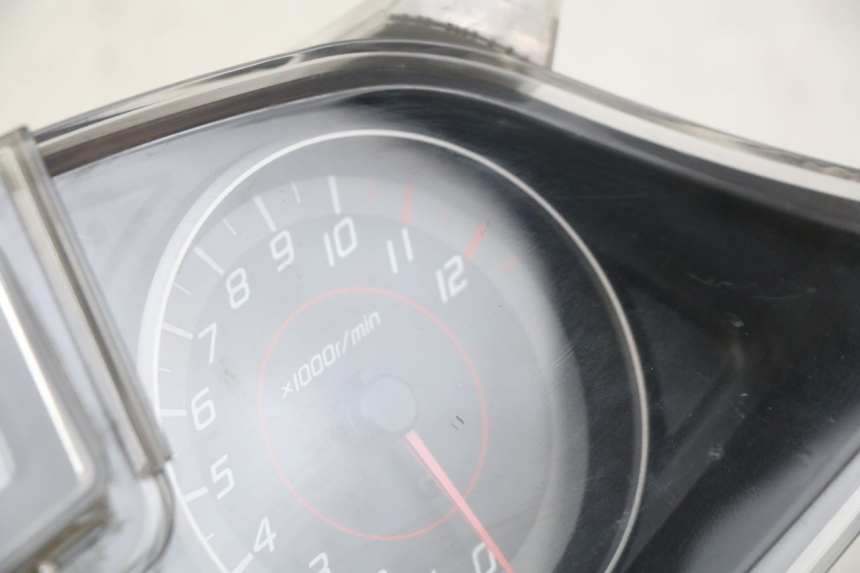 photo de CUENTA KILÓMETROS HONDA FORZA 125 (2015 - 2016) - Zoom estado de uso