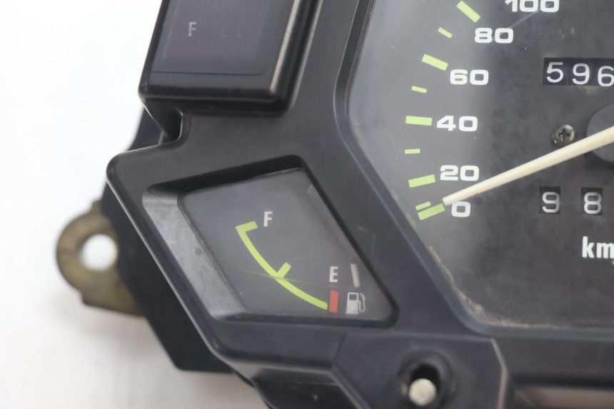 photo de VELOCIMETRO KAWASAKI GPX F ZX750F 750 (1986 - 1990) - Zoom estado de uso