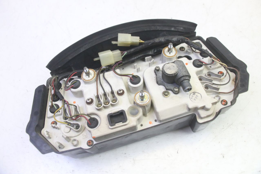 photo de VELOCIMETRO KAWASAKI GPX R WARBIRD 600 (1988 - 1993) - Zoom sobre los componentes