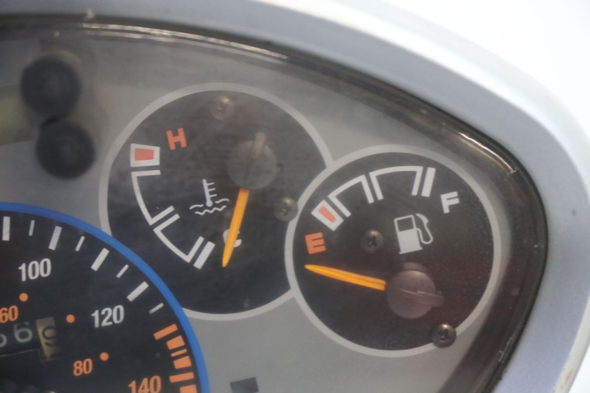 photo de VELOCIMETRO KYMCO GRAND DINK 125 (2002 - 2007) - Otra perspectiva