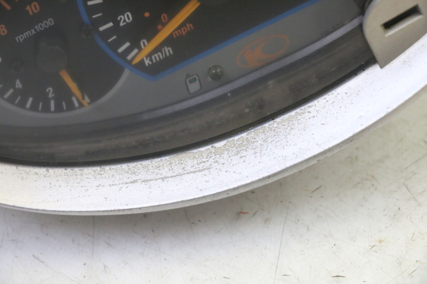 photo de VELOCIMETRO KYMCO GRAND DINK 125 (2002 - 2007) - Primer plano técnico