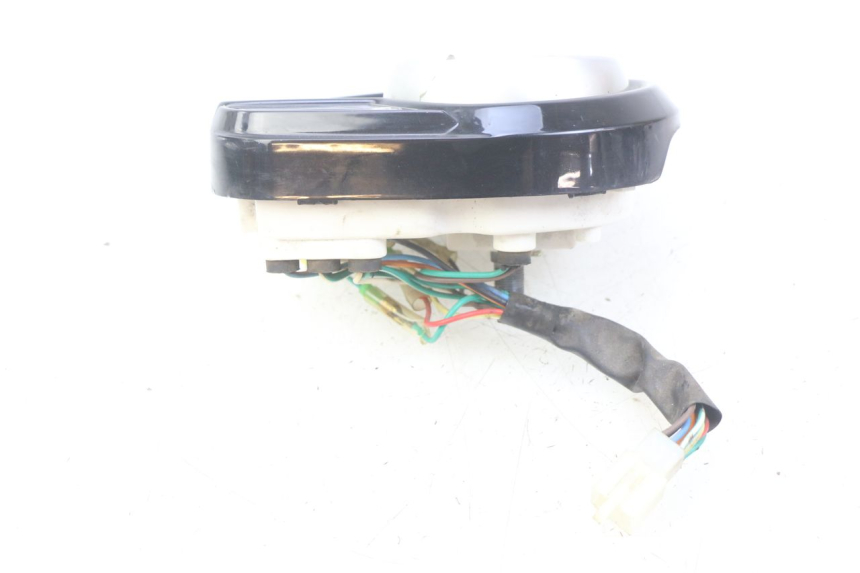 photo de CUENTA KILÓMETROS TNT MOTOR GRIDO 2T 50 (2010 - 2019) - Detalles de los puntos de fijación