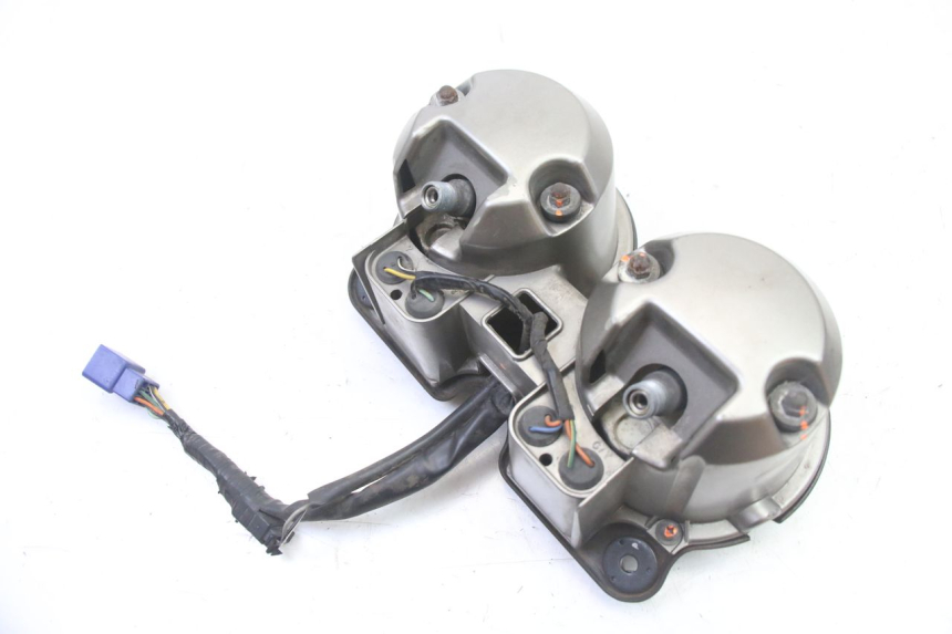 photo de VELOCIMETRO SUZUKI GS GSE 500 (2001 - 2003) - Estado de la superficie y material