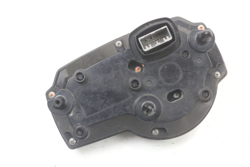 photo de VELOCIMETRO SUZUKI GSR 750 (2011 - 2017) - Estado de la superficie y material