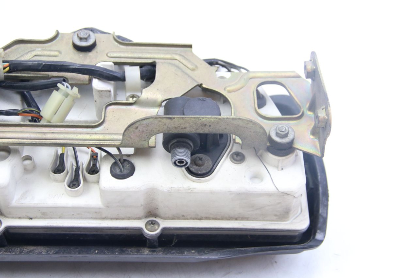 photo de CUENTA KILÓMETROS SUZUKI GSX-F GSX  F 1100 (1988 - 1994) - Estado de la superficie y material