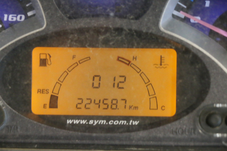 photo de VELOCIMETRO SYM GTS EVO 125 (2009 - 2013) - Detalles de los puntos de fijación