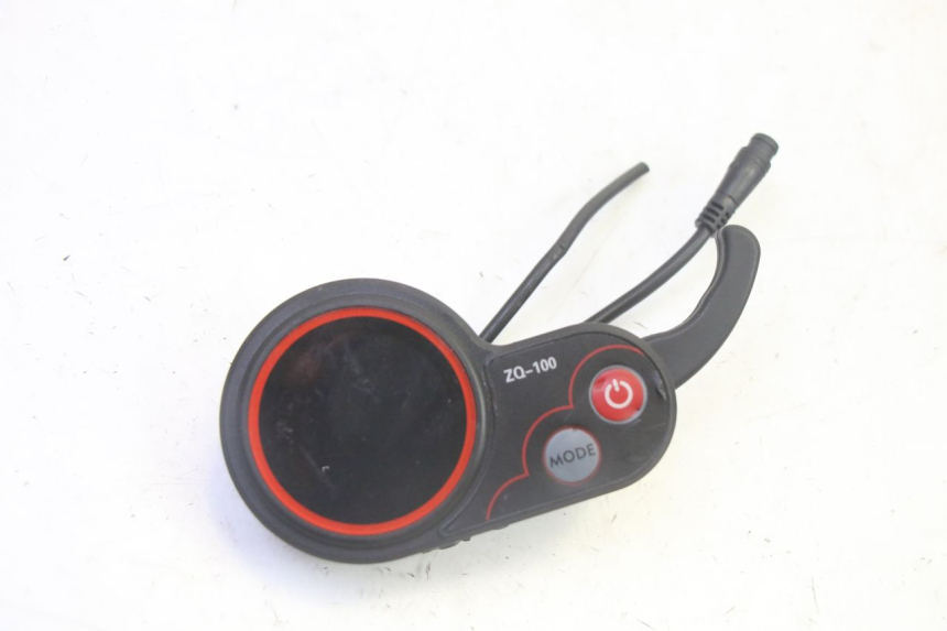 photo de VELOCIMETRO HITWAY H5 1 - Vista principal