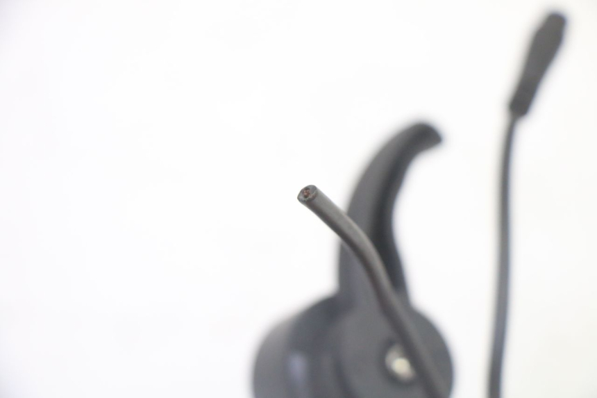 photo de VELOCIMETRO HITWAY H5 1 - Detalles de los puntos de fijación