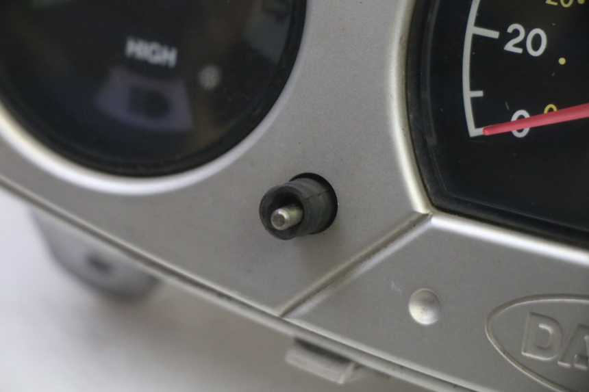 photo de VELOCIMETRO DAELIM HISTORY 125 (2001 - 2002) - Vista general del producto