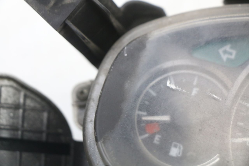 photo de VELOCIMETRO HONDA FES S-WING SWING 125 (2007 - 2015) - Zoom estado de uso