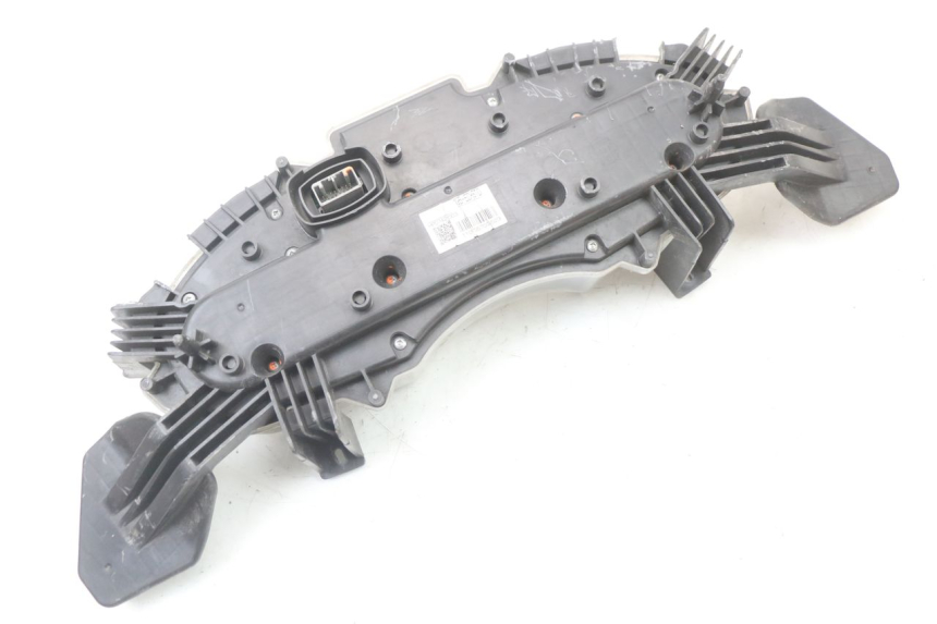 photo de VELOCIMETRO HONDA FES S-WING SWING 125 (2007 - 2015) - Estado de la superficie y material