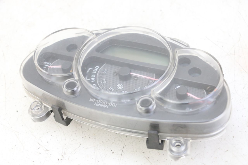 photo de VELOCIMETRO PIAGGIO IE MP3 YOURBAN 300 (2011 - 2016) - Características distintivas