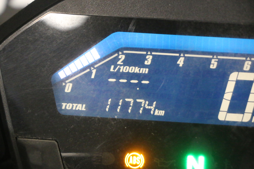 photo de CUENTA KILÓMETROS HONDA INTEGRA NC D 750 (2016 - 2018) - Otra vista del artículo