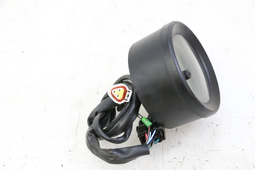 photo de VELOCIMETRO KEEWAY K-LIGHT KLIGHT 125 (2018 - 2025) - Estado de la superficie y material