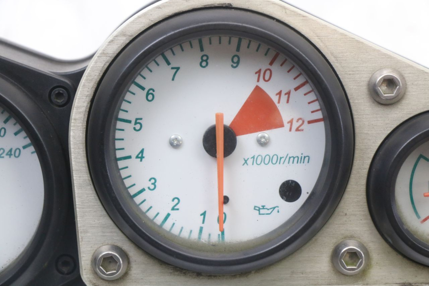 photo de VELOCIMETRO KAWASAKI ZR7 ZR-7 S 750 (1999 - 2004) - Otra perspectiva