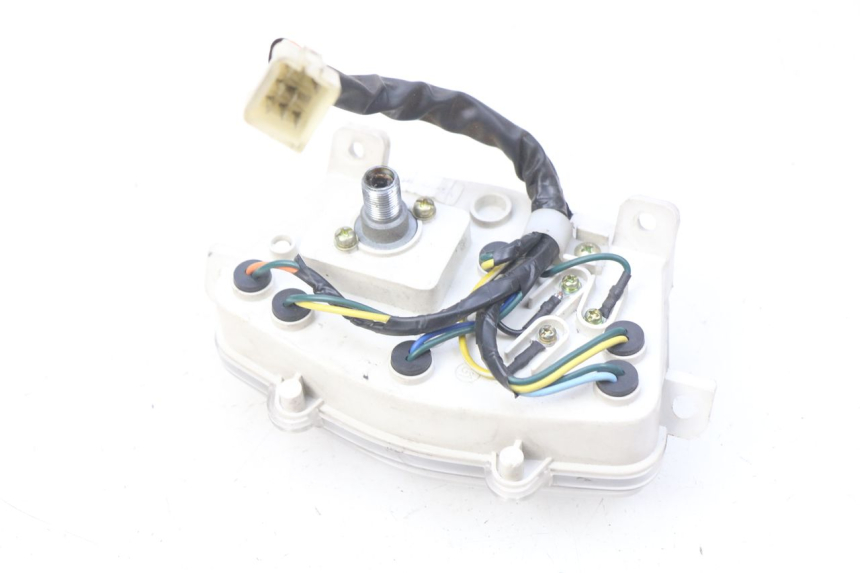 photo de CUENTA KILÓMETROS PEUGEOT KISBEE 4T 50 (2010 - 2017) - Zoom estado de uso