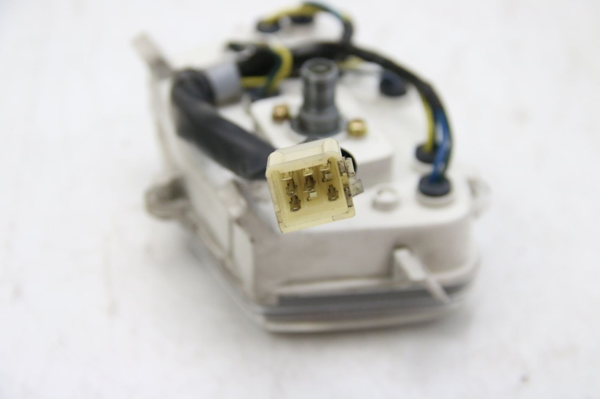 photo de CUENTA KILÓMETROS PEUGEOT KISBEE 4T 50 (2018 - 2022) - Zoom estado de uso