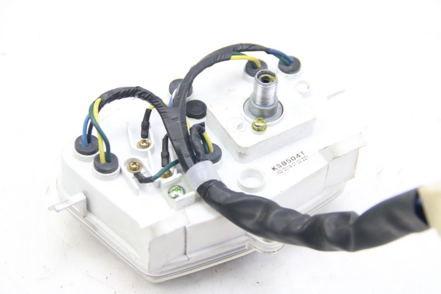 photo de CUENTA KILÓMETROS PEUGEOT KISBEE 4T 50 (2018 - 2022) - Vista general del producto