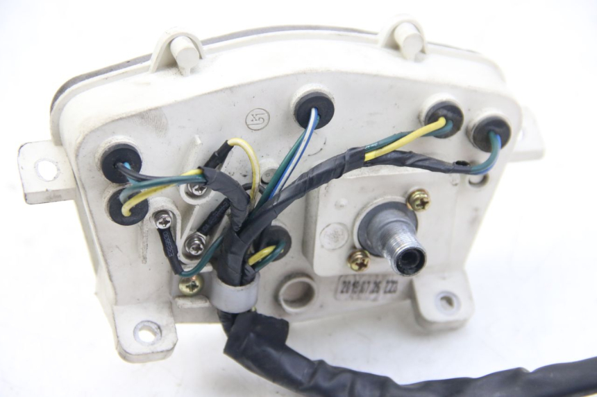 photo de CUENTA KILÓMETROS PEUGEOT KISBEE 4T 50 (2018 - 2022) - Detalle de la pieza