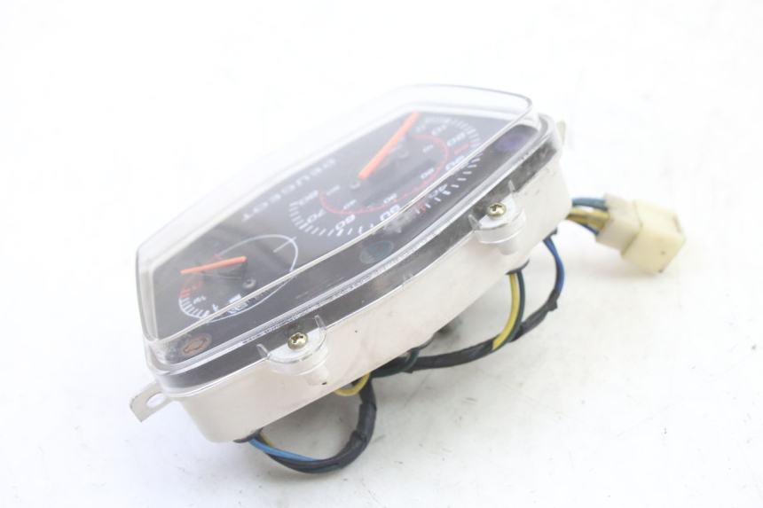 photo de CUENTA KILÓMETROS PEUGEOT KISBEE 4T 50 (2018 - 2022) - Vista general del producto