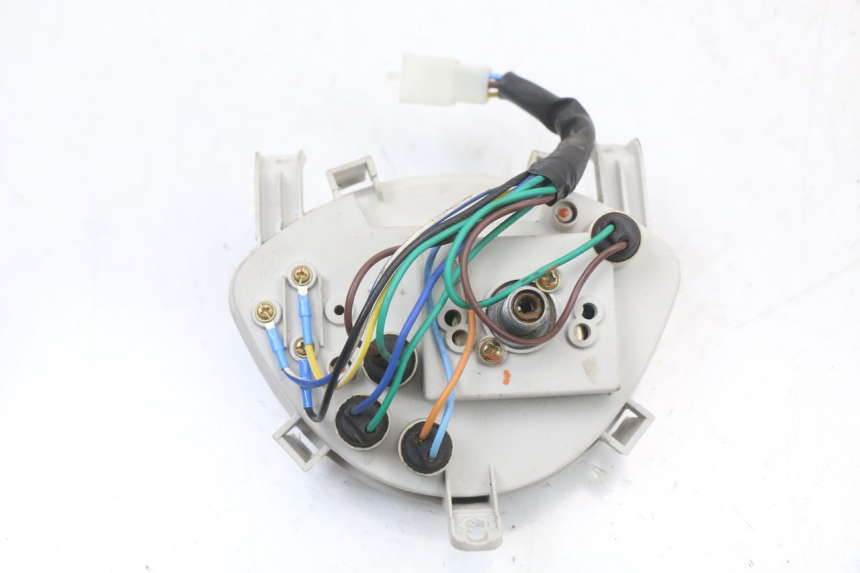 photo de VELOCIMETRO ORCAL KITE 4T 50 (2019 - 2023) - Detalles de los puntos de fijación