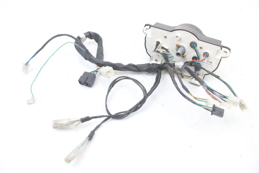 photo de CUENTA KILÓMETROS KYMCO AGILITY 4T 50 (2018 - 2022) - Estado de la superficie y material