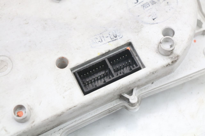 photo de VELOCIMETRO KYMCO X-TOWN XTOWN 125 (2016 - 2021) - Estado de la superficie y material