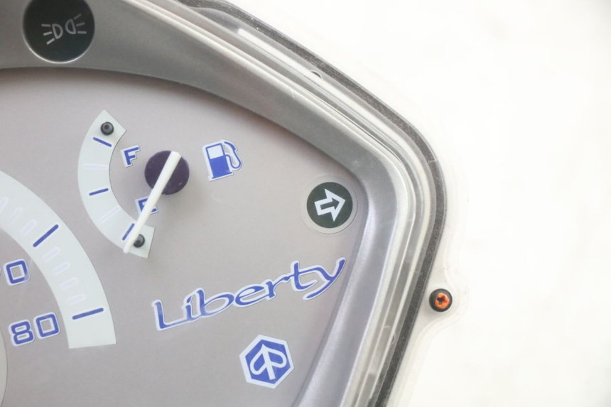 photo de VELOCIMETRO PIAGGIO LIBERTY 4T 50 (2009 - 2015) - Zoom estado de uso