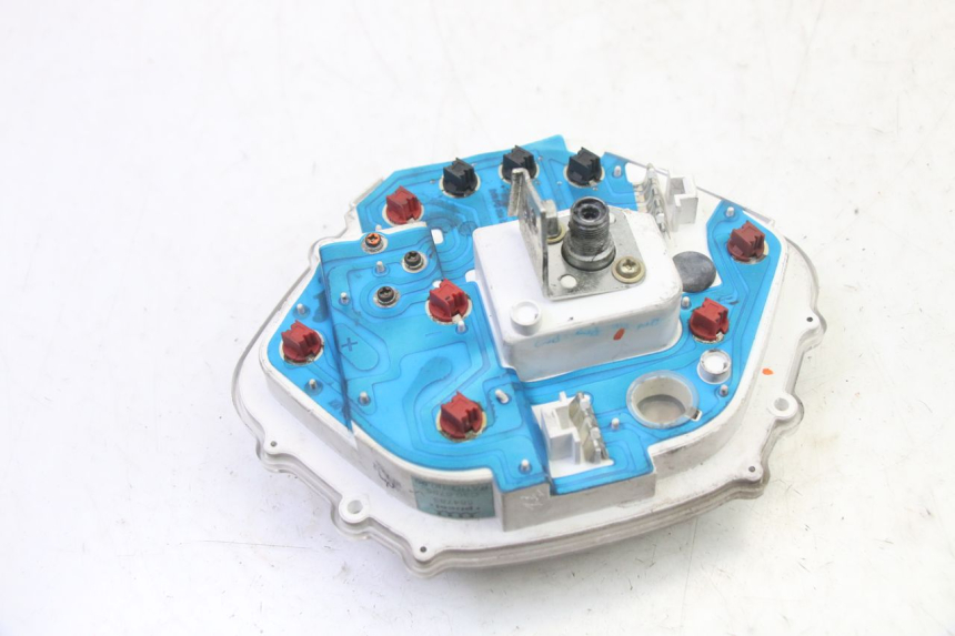 photo de VELOCIMETRO PIAGGIO LIBERTY 4T 50 (2009 - 2015) - Estado de la superficie y material