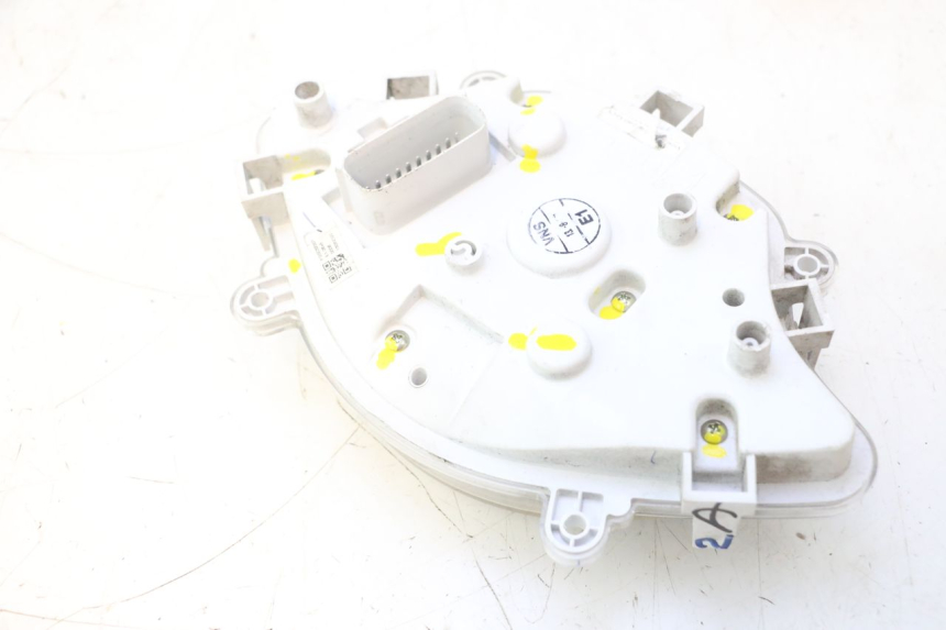 photo de CUENTA KILÓMETROS PIAGGIO LIBERTY IGET 4T 50 (2015 - 2020) - Primer plano técnico