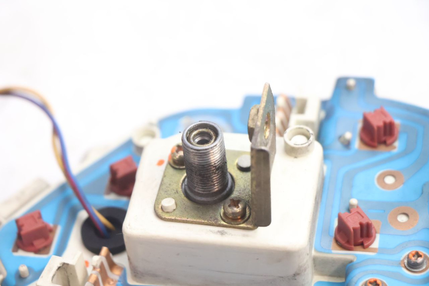 photo de VELOCIMETRO PIAGGIO LIBERTY 125 (1998 - 2008) - Características distintivas