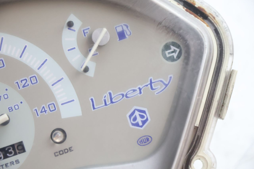 photo de VELOCIMETRO PIAGGIO LIBERTY 125 (1998 - 2008) - Zoom estado de uso