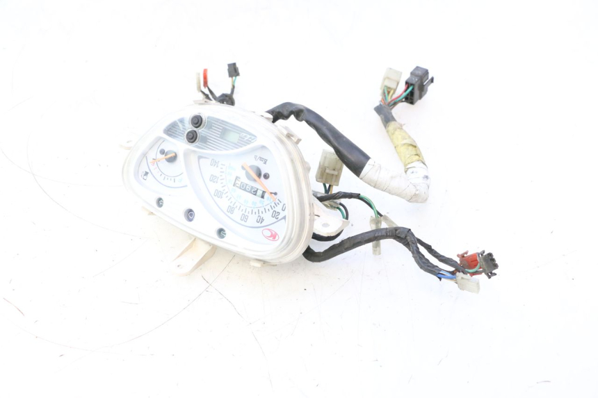 photo de CUENTA KILÓMETROS KYMCO LIKE 125 (2009 - 2016) - Primer plano técnico