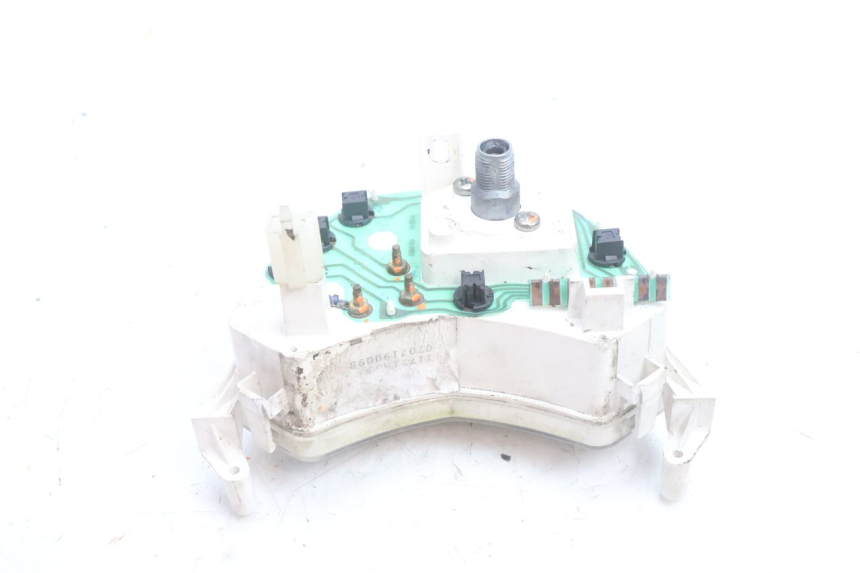 photo de VELOCIMETRO PEUGEOT LUDIX BLASTER 50 (2006 - 2014) - Detalles de los puntos de fijación
