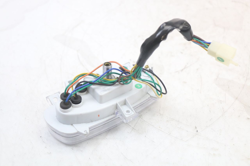 photo de VELOCIMETRO MASH LEGEND'R 4T 50 (2021 - 2025) - Estado de la superficie y material