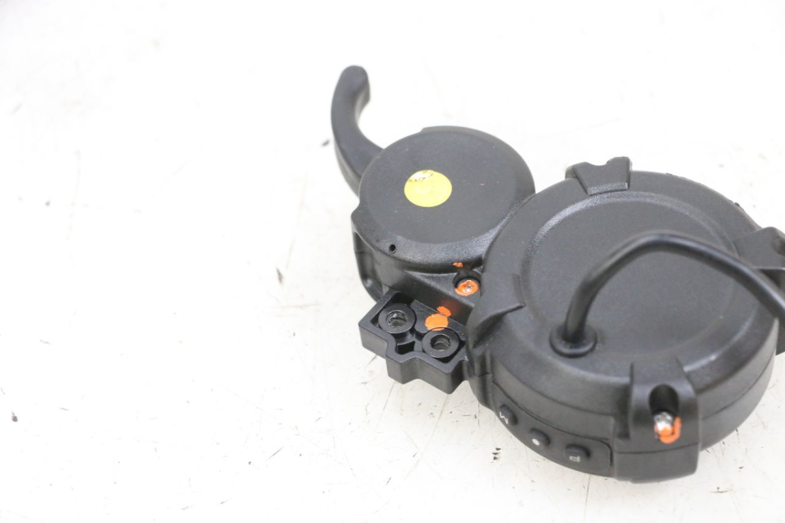 photo de CUENTA KILóMETROS DUALTRON MINI SPECIAL 1 - Marcados y referencias originales