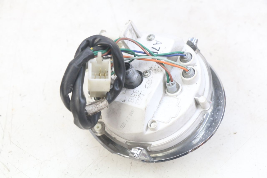 photo de CUENTA KILÓMETROS SYM MIO 50 (2011 - 2017) - Primer plano técnico