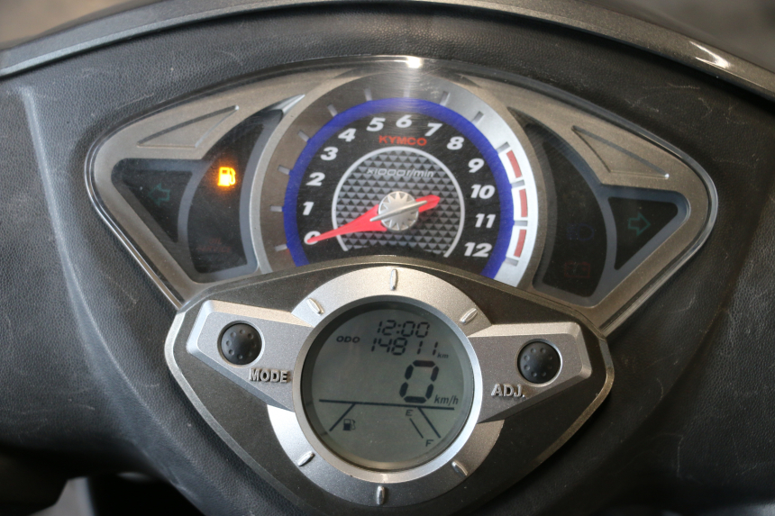 photo de VELOCIMETRO KYMCO MOVIE S 125 (2009 - 2018) - Otra perspectiva